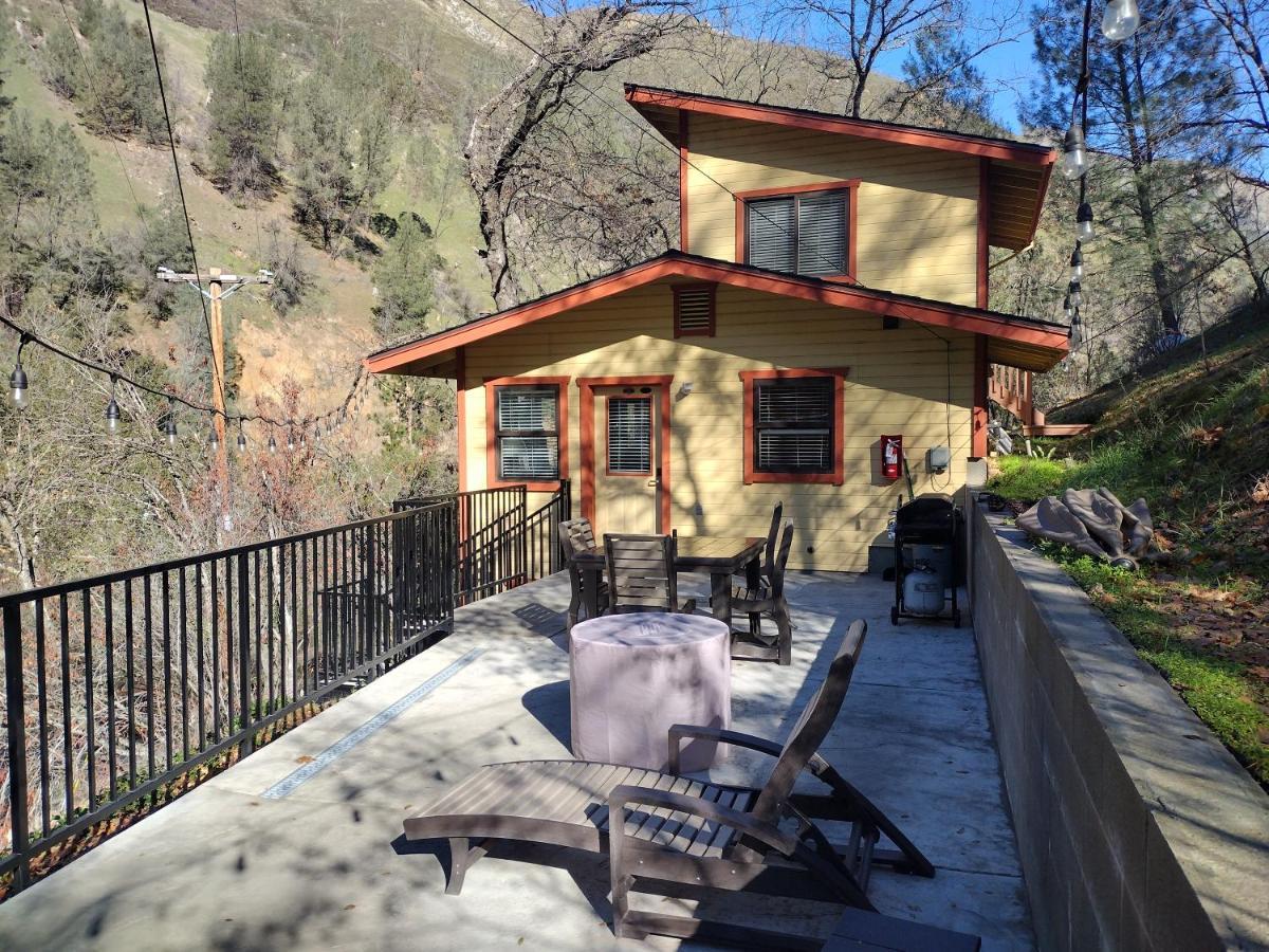 Yosemite Gatekeeper'S Lodge El Portal Bagian luar foto